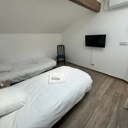 Maison 70 Avec 8 Lechaffardcom וילה