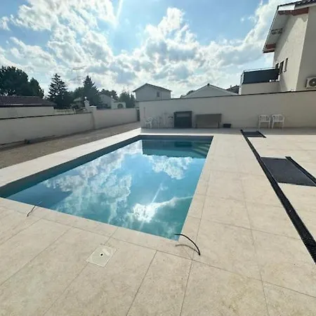 וילה Maison 70 Avec 8 Lechaffardcom Satolas-et-Bonce